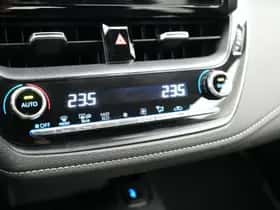Toyota Corolla (2022) thumbnail 39