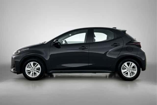 Toyota Yaris (2025) thumbnail 3