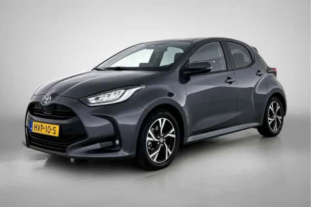 Toyota Yaris (2025) thumbnail 1