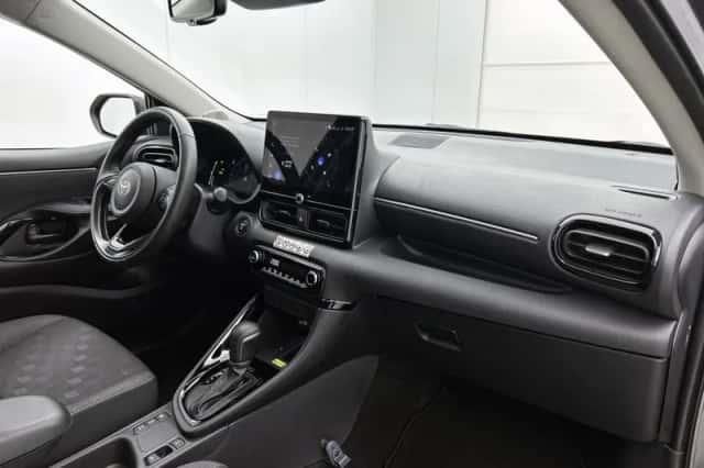 Toyota Yaris (2025) thumbnail 6