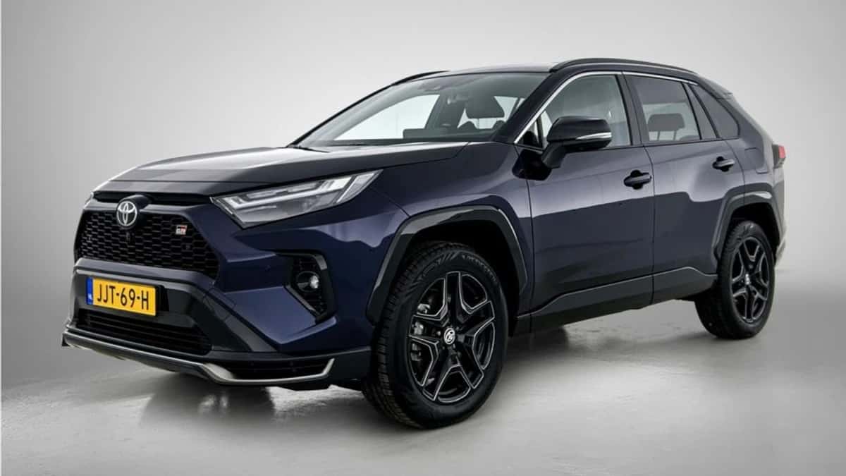 Toyota RAV4 (2025) — foto 1