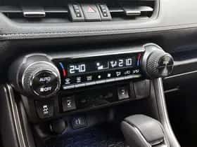 Toyota RAV4 (2025) thumbnail 9