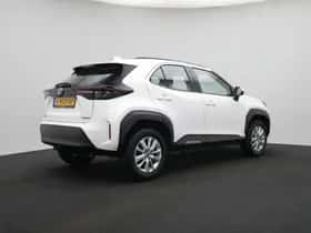 Toyota Yaris_Cross (2023) thumbnail 2