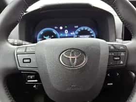 Toyota C-HR (2025) thumbnail 19