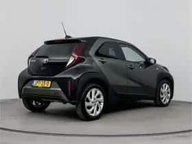Toyota Aygo (2022) thumbnail 2