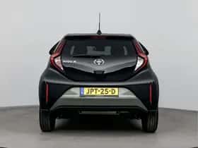 Toyota Aygo (2022) thumbnail 17