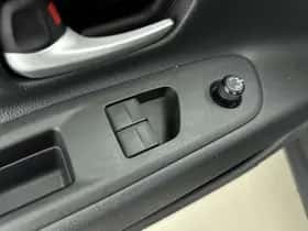 Toyota Aygo (2022) thumbnail 18