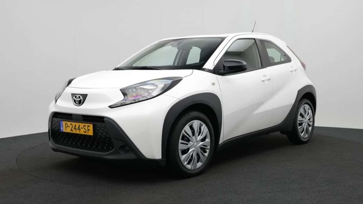 Toyota Aygo (2022) — foto 1