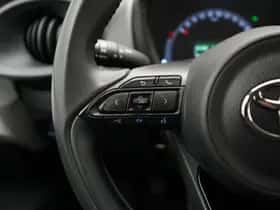 Toyota Aygo (2022) thumbnail 17