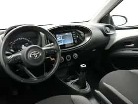 Toyota Aygo (2022) thumbnail 19