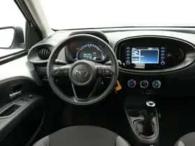Toyota Aygo (2022) thumbnail 30