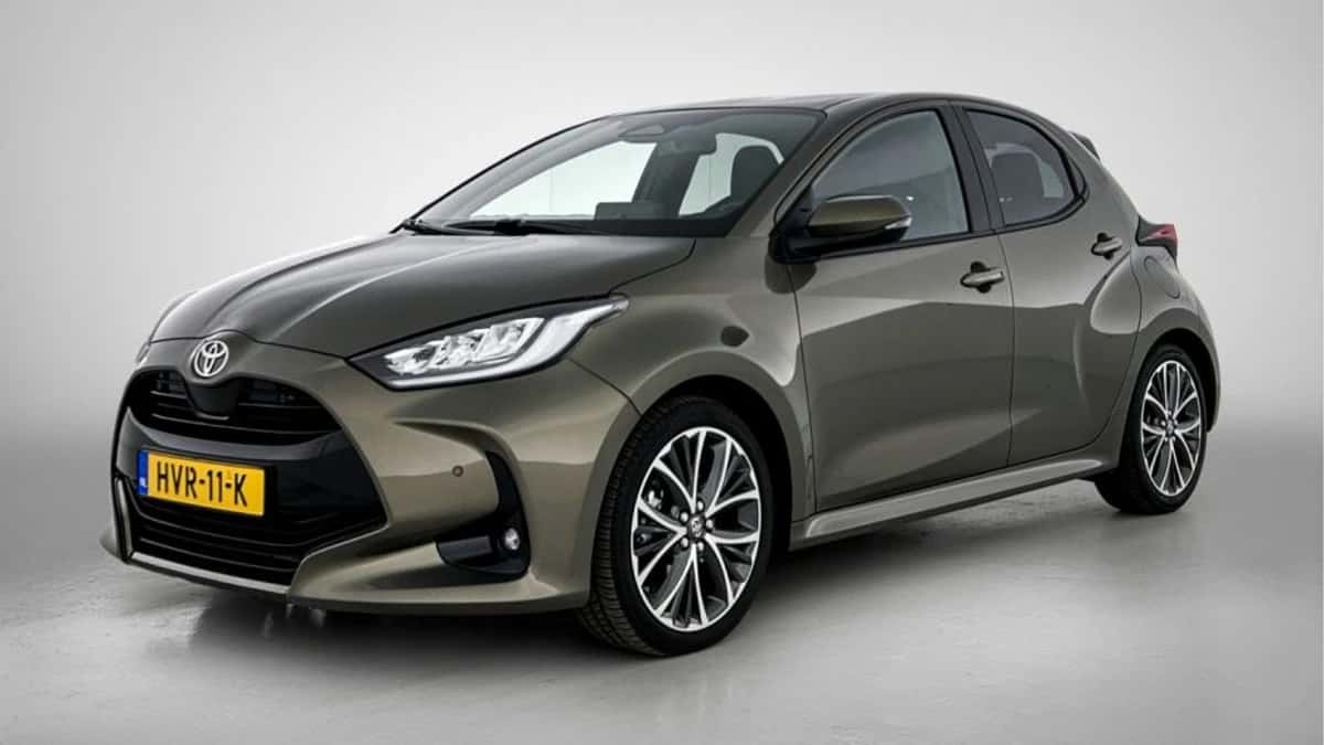 Toyota Yaris (2025) — foto 1