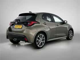Toyota Yaris (2025) thumbnail 2