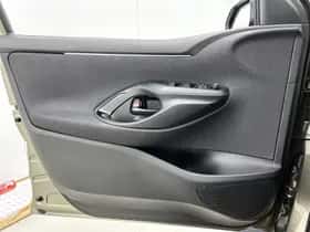 Toyota Yaris (2025) thumbnail 28