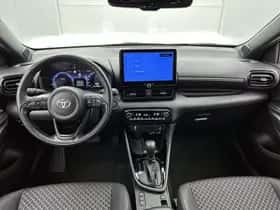 Toyota Yaris (2025) thumbnail 4