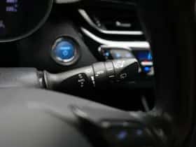 Toyota C-HR (2018) thumbnail 27