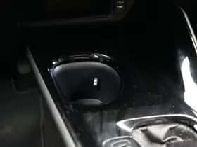 Toyota C-HR (2018) thumbnail 42