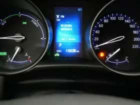 Toyota C-HR (2018) thumbnail 7