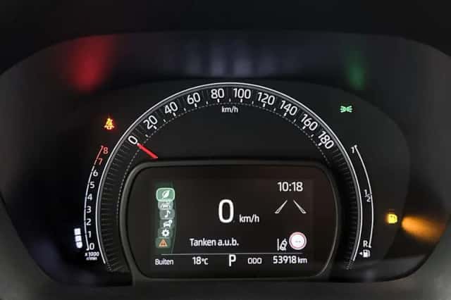 Toyota Aygo (2023) thumbnail 5