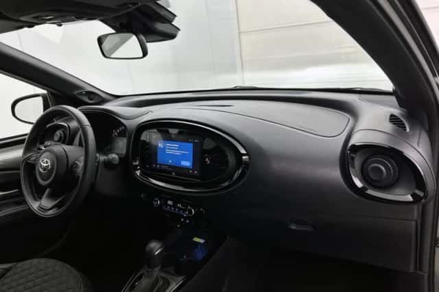 Toyota Aygo (2023) thumbnail 6