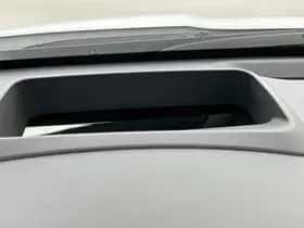 Toyota Yaris (2024) thumbnail 34