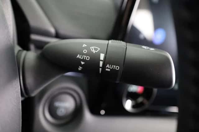 Toyota C-HR+ (2026) thumbnail 4