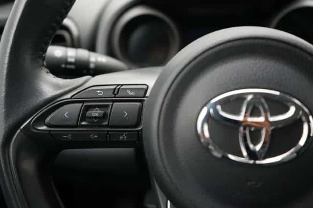 Toyota Yaris (2020) thumbnail 6