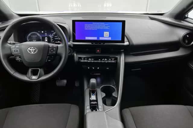 Toyota C-HR (2025) thumbnail 5