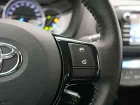 Toyota Yaris (2018) thumbnail 11