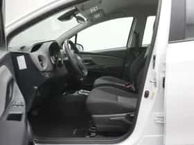 Toyota Yaris (2018) thumbnail 22
