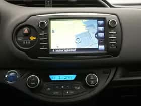Toyota Yaris (2018) thumbnail 33