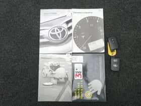 Toyota Yaris (2018) thumbnail 42