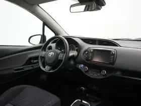 Toyota Yaris (2018) thumbnail 51