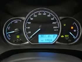 Toyota Yaris (2018) thumbnail 8