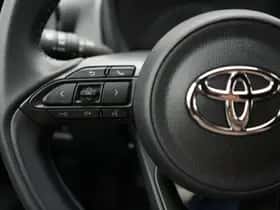 Toyota Aygo (2022) thumbnail 6