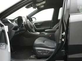 Toyota RAV4 (2021) thumbnail 7