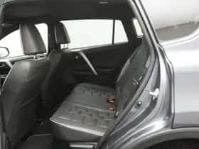 Toyota RAV4 (2018) thumbnail 18