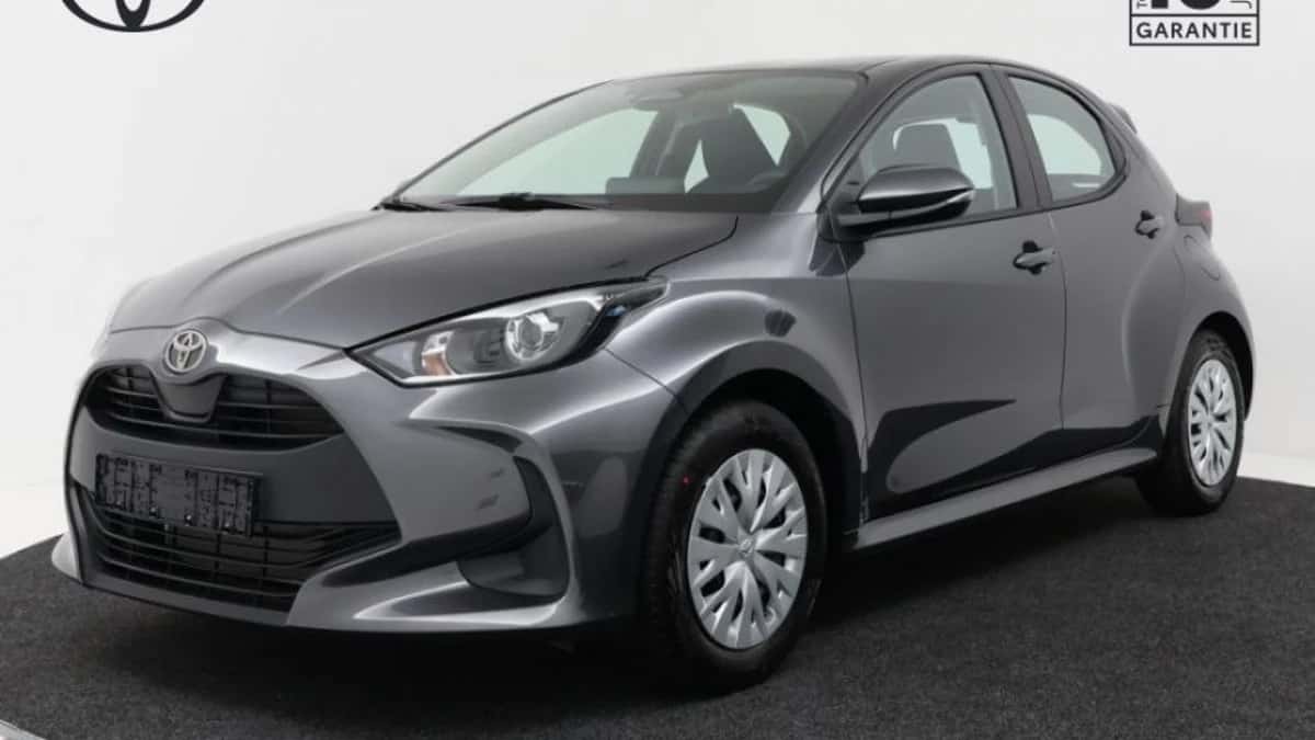 Toyota Yaris (2025) — foto 1