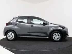 Toyota Yaris (2025) thumbnail 14