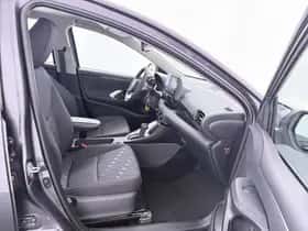 Toyota Yaris (2025) thumbnail 22