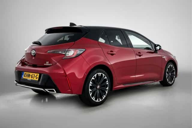 Toyota Corolla (2021) thumbnail 2