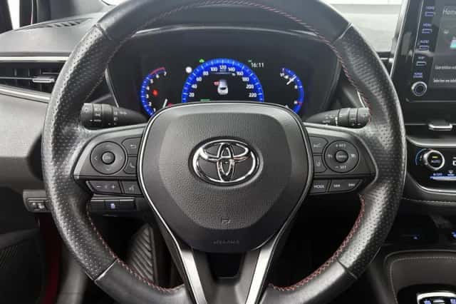 Toyota Corolla (2021) thumbnail 5