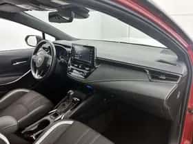 Toyota Corolla (2021) thumbnail 6
