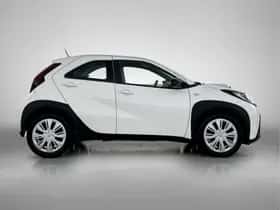 Toyota Aygo (2024) thumbnail 11