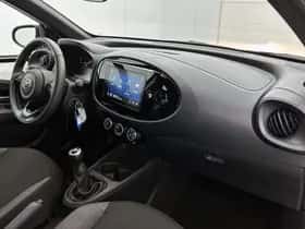 Toyota Aygo (2024) thumbnail 6