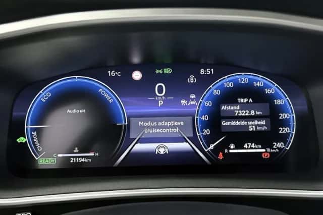 Toyota Corolla_Cross (2024) thumbnail 5