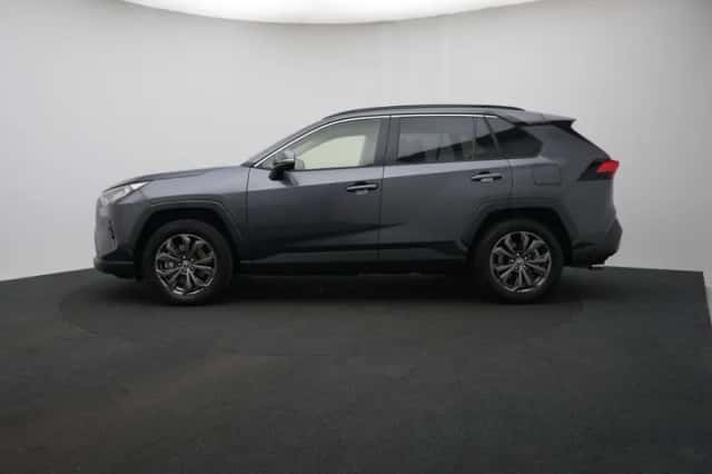 Toyota RAV4 (2024) thumbnail 3