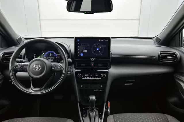 Toyota Yaris_Cross (2025) thumbnail 5
