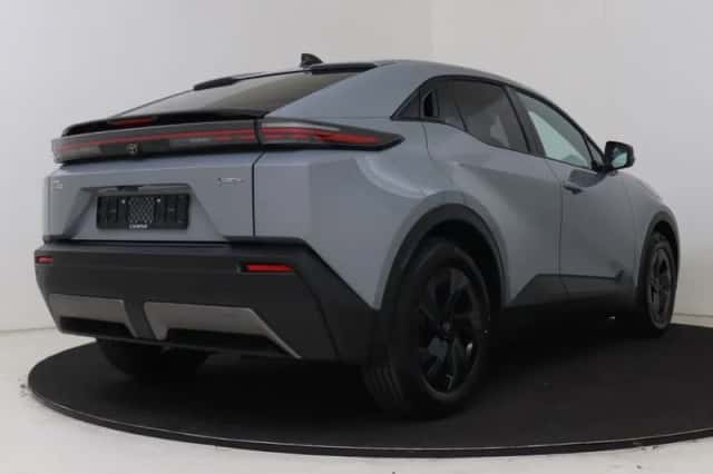 Toyota C-HR+ (2026) thumbnail 2