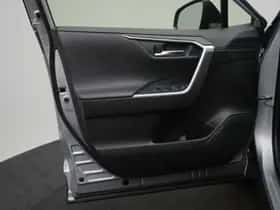 Toyota RAV4 (2020) thumbnail 21